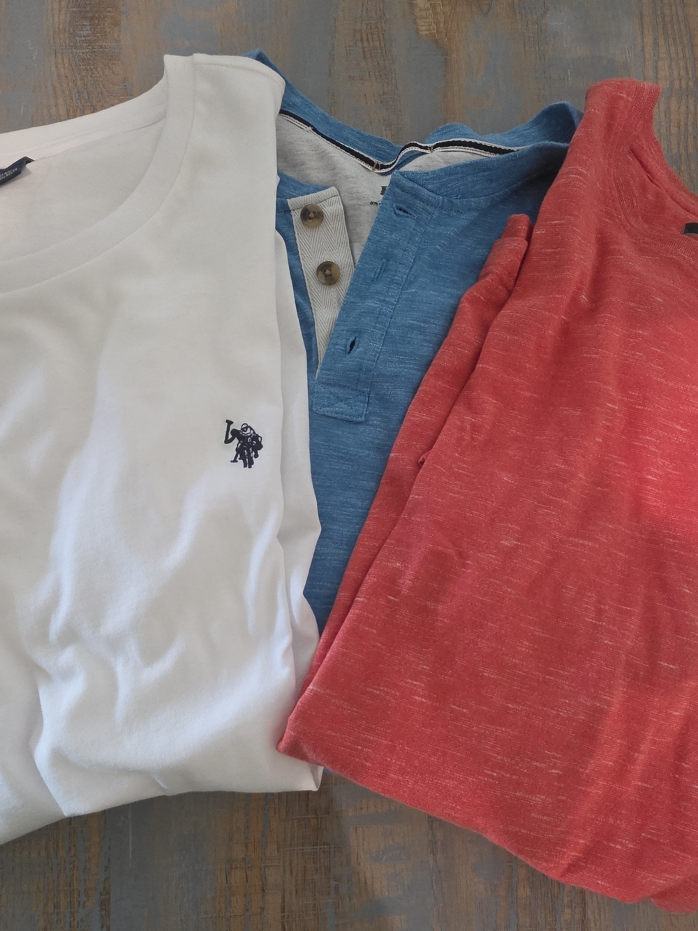 Mens Lot Of 3 Name Brand Tees in White, Blue & Orange